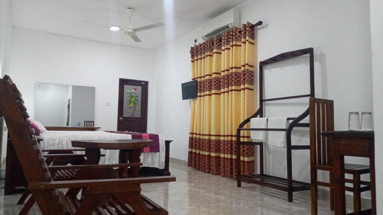 Hotel Tree Garden Wilpaththu Nochchiyagma Anuradhapura Nochchiyagama Eksteriør billede