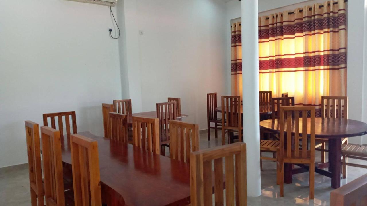 Hotel Tree Garden Wilpaththu Nochchiyagma Anuradhapura Nochchiyagama Eksteriør billede