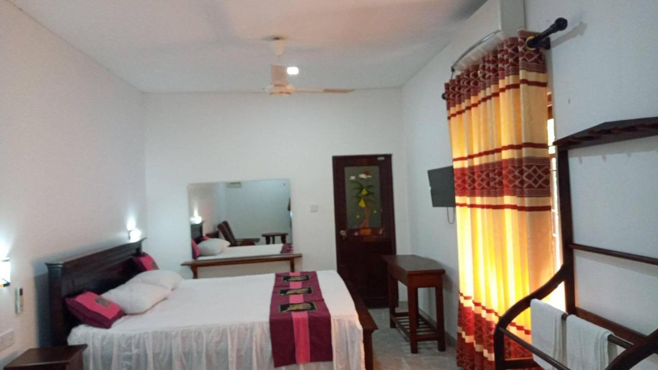 Hotel Tree Garden Wilpaththu Nochchiyagma Anuradhapura Nochchiyagama Eksteriør billede